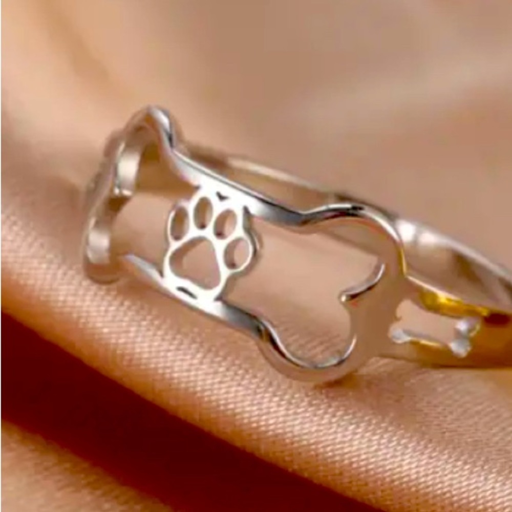 Stainless Steel Dog/Cat Paw in bone ring Multiple sizes available 6, 7, 8, 9, 10